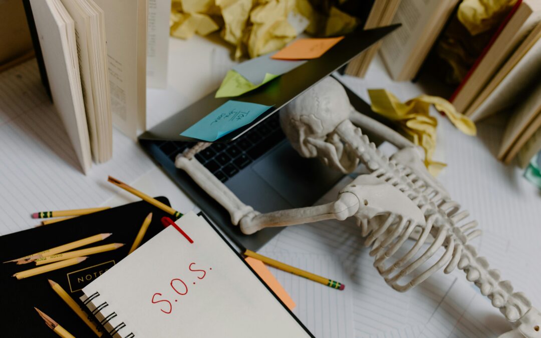 How to Stop Out-of-Office Replies from Flooding Your Service Boards